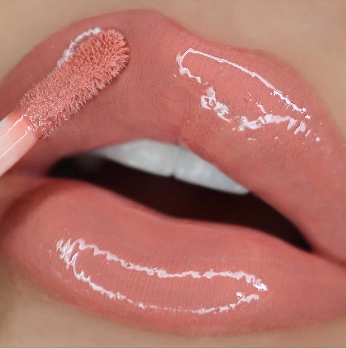 'Get It Girl' Ultra Dazzle Lipgloss