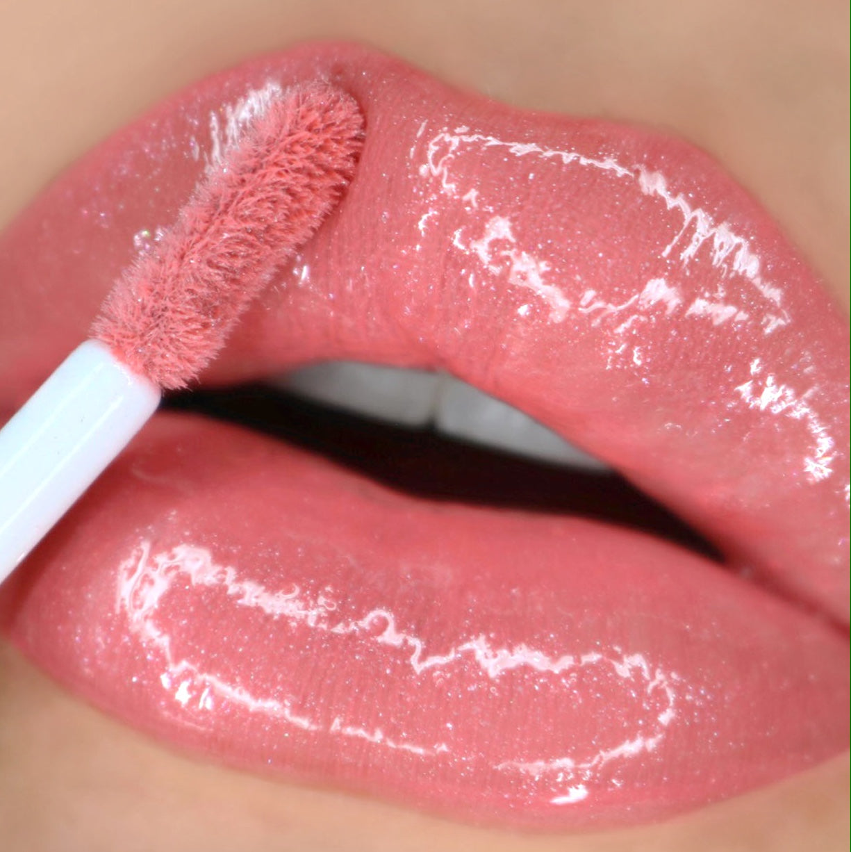 'Doll Face' Ultra Dazzle Lipgloss